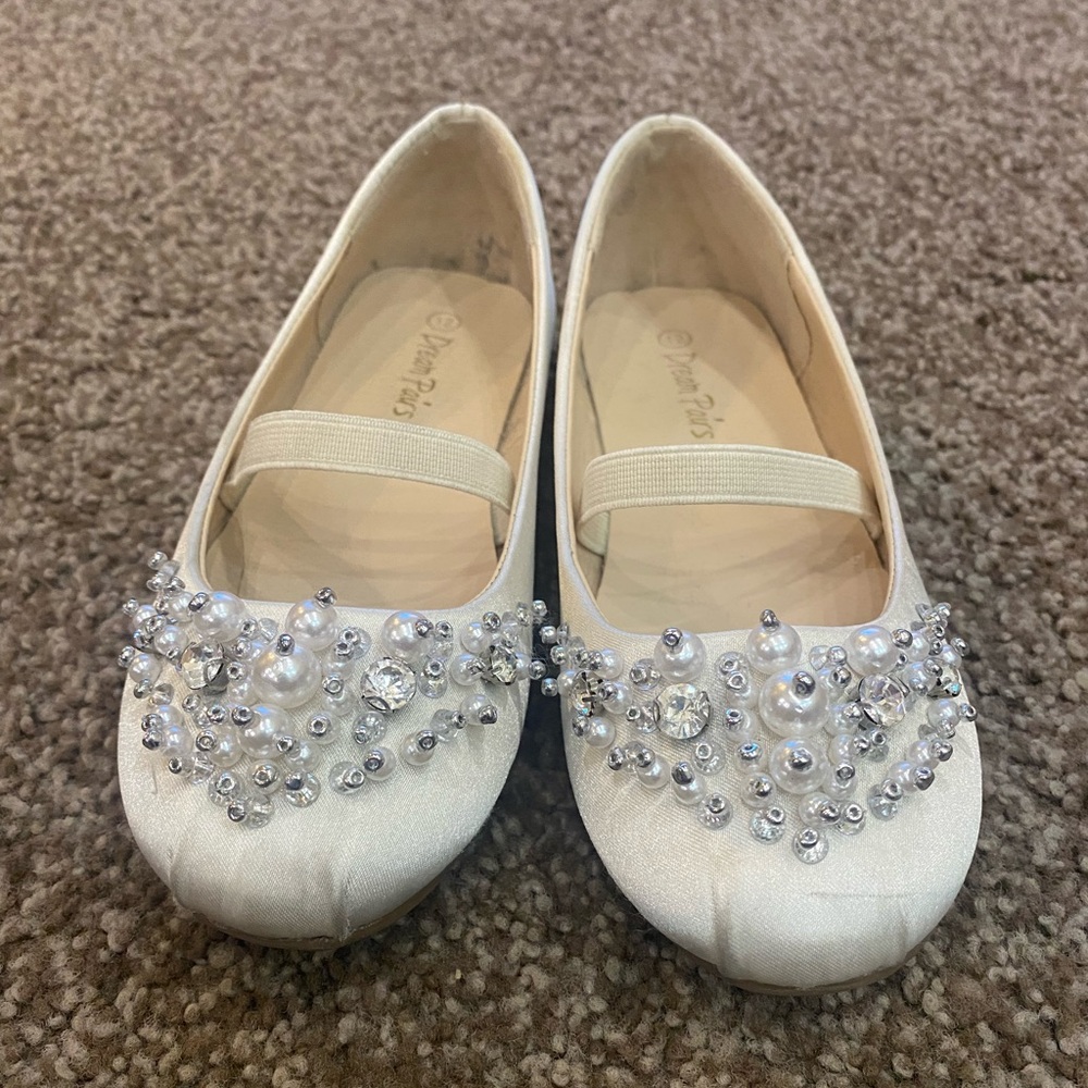 Dream Pairs Girls' Ivory Jeweled Dress Flats - Picture 3 of 5
